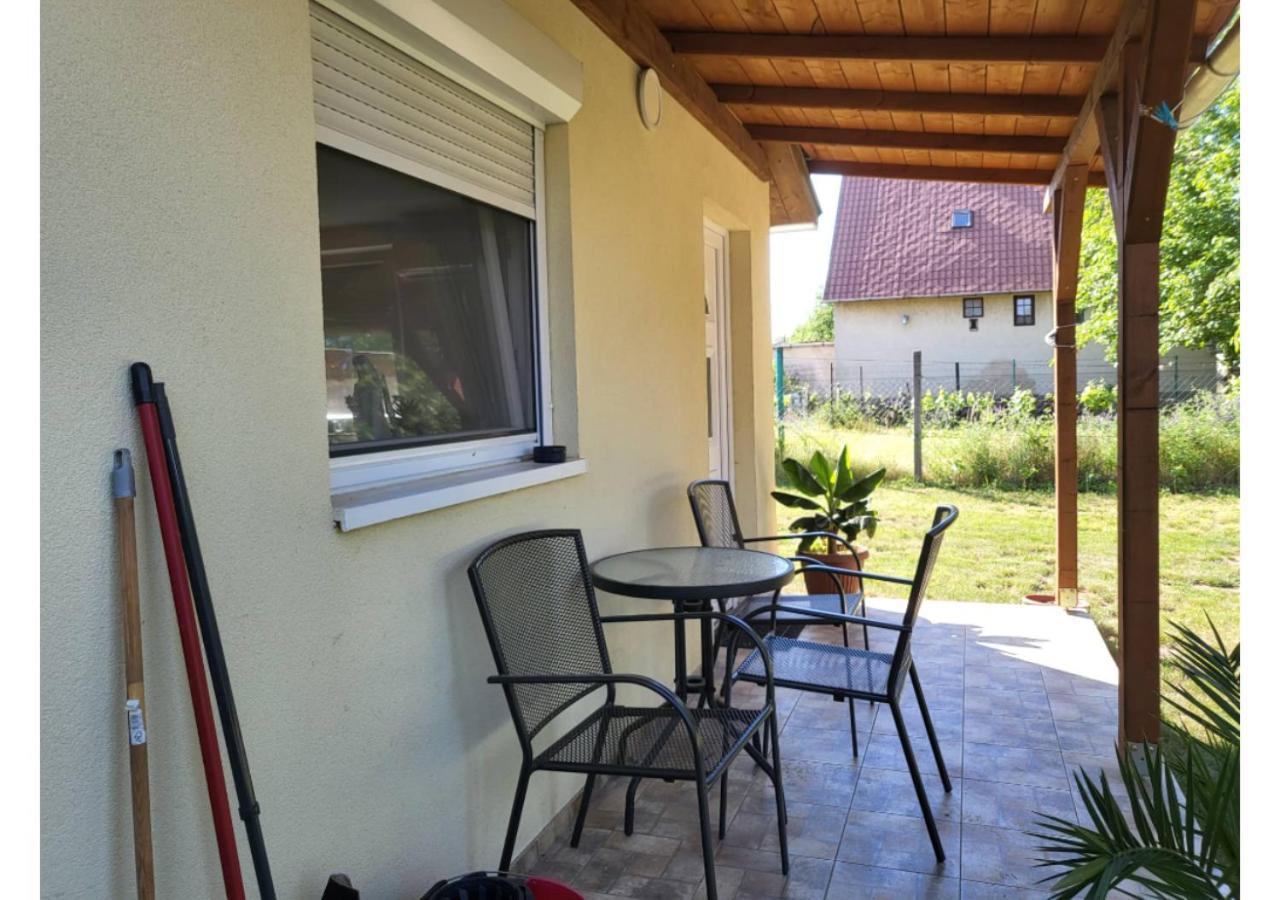 Apartament Forras Vendeghaz Tata Zewnętrze zdjęcie